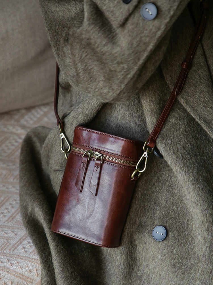 phone pouch