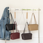 Women's shoulder bag