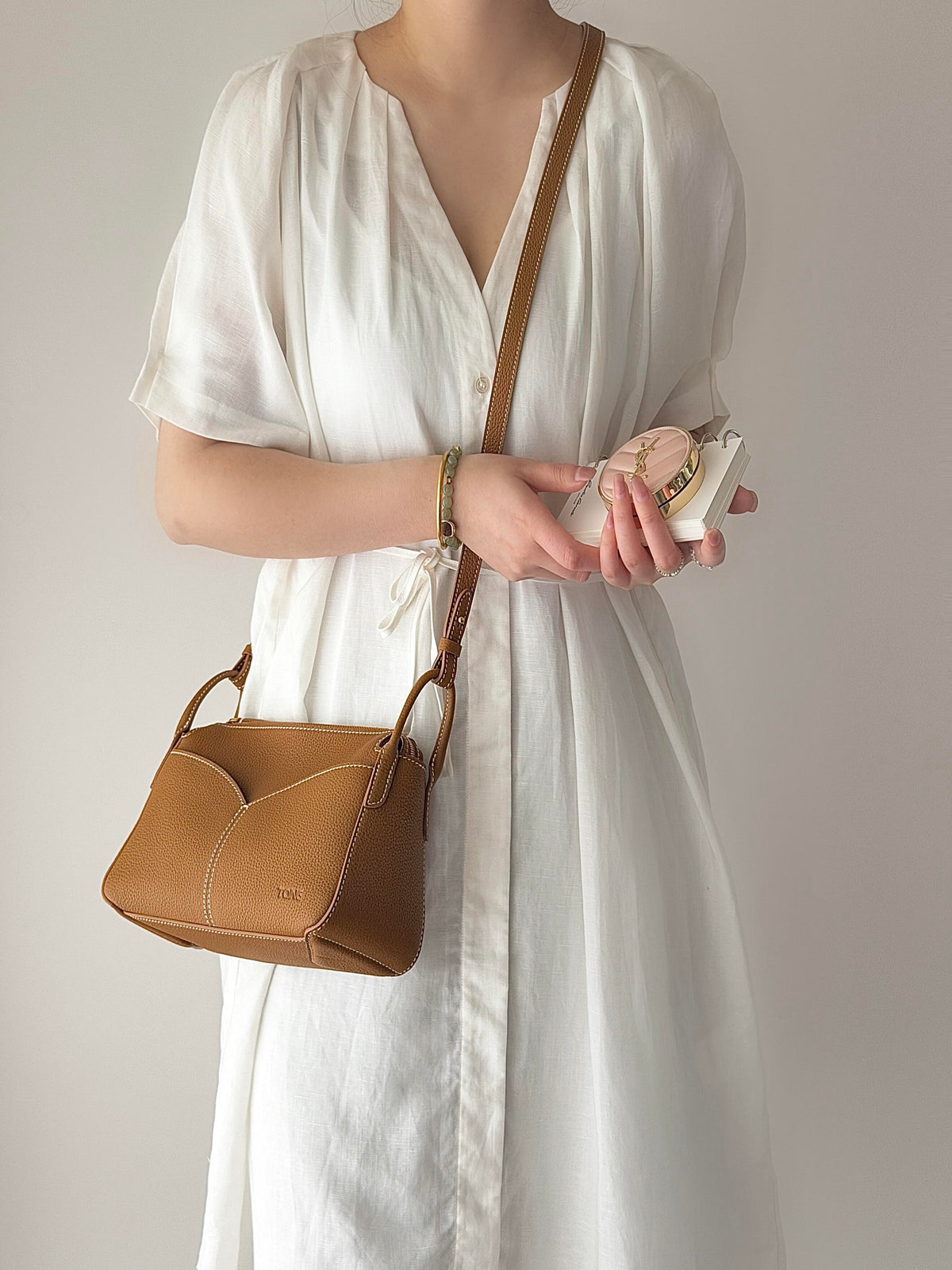 Women's shoulder bag