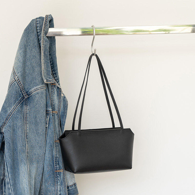 Women's shoulder bag