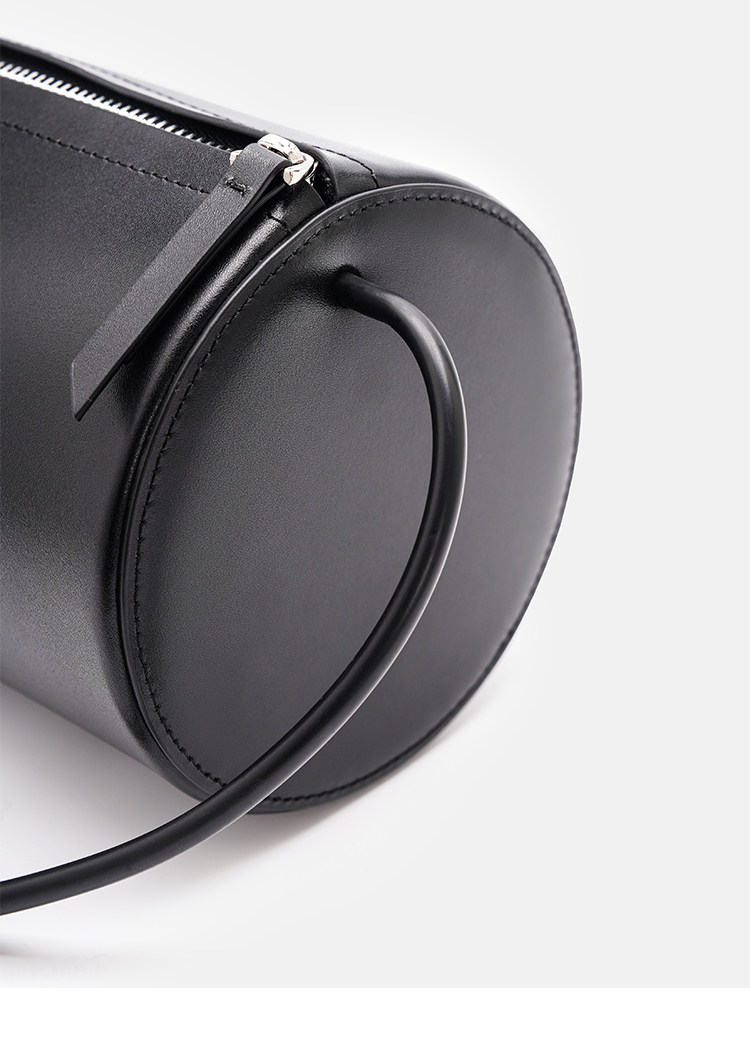 Women's shoulder bag