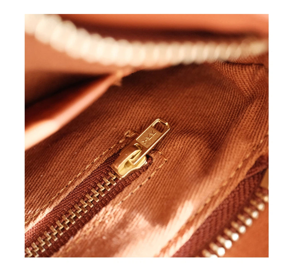 Women's shoulder bag