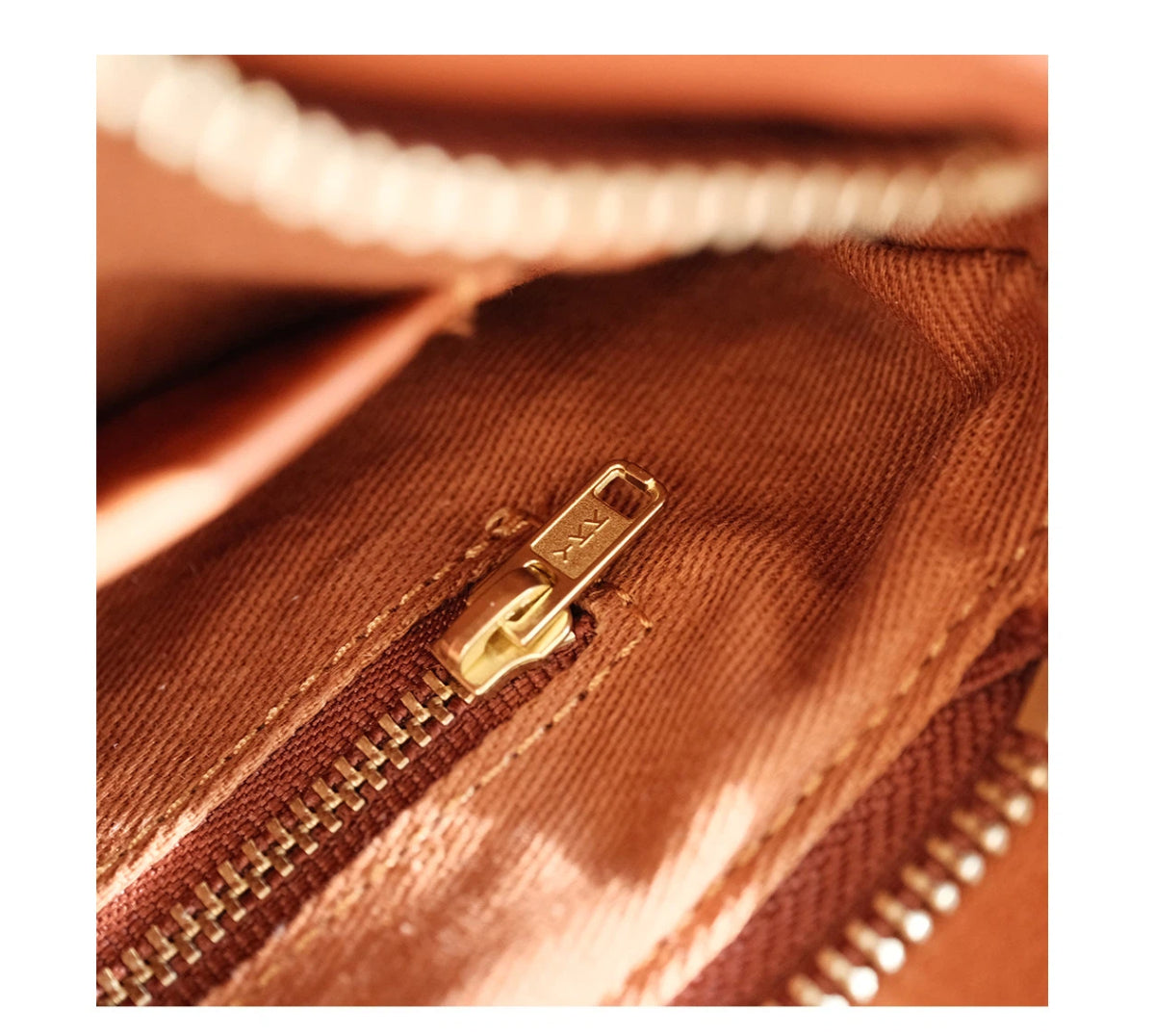 Women's shoulder bag