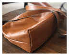 Women's shoulder bag