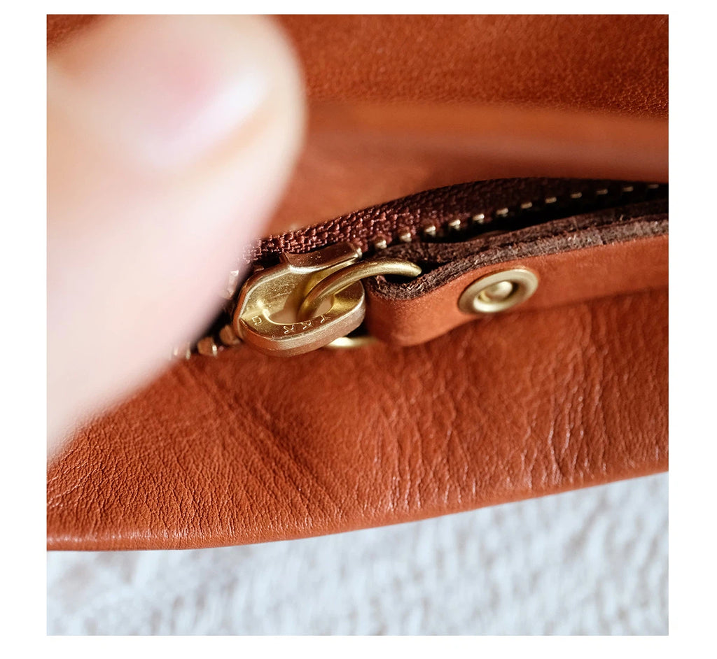 Women's shoulder bag