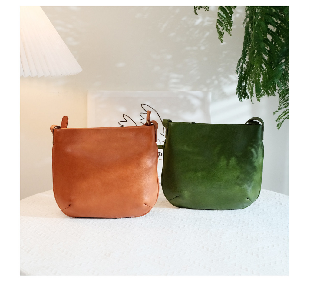 Women's shoulder bag