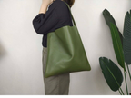 Women's shoulder bag