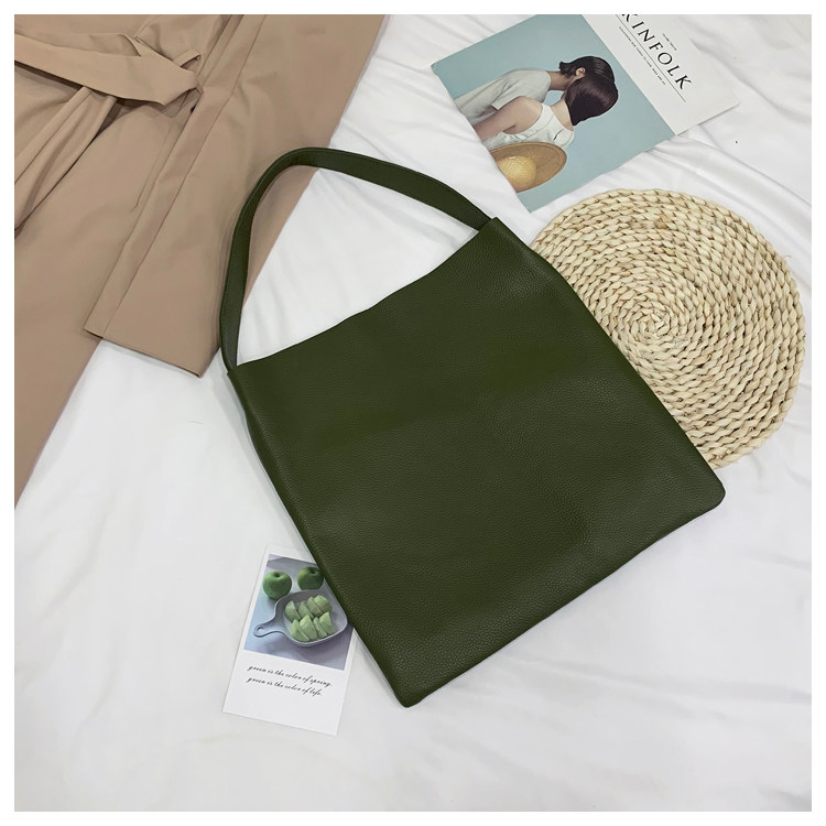 Women's shoulder bag