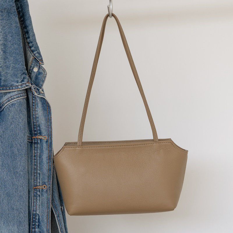 Women's shoulder bag